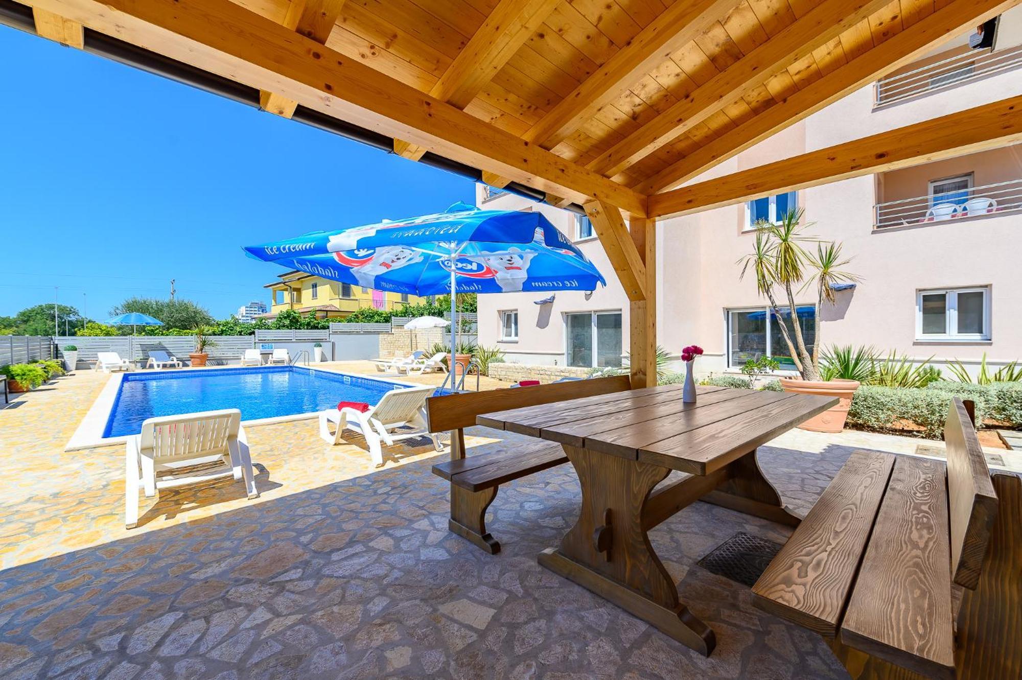 Stancija Amorozo 5 Ap 2 Poreč Exteriör bild