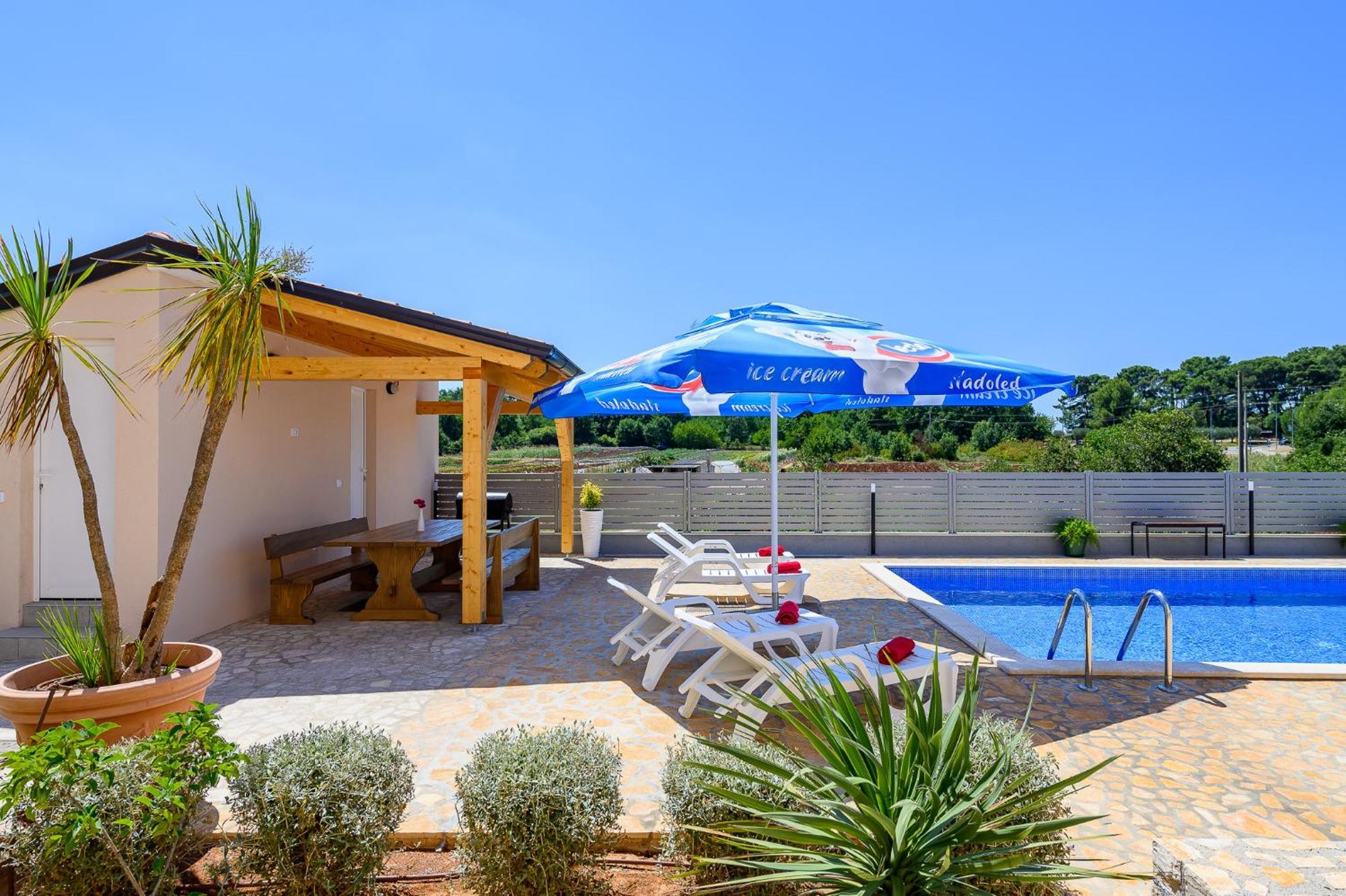 Stancija Amorozo 5 Ap 2 Poreč Exteriör bild