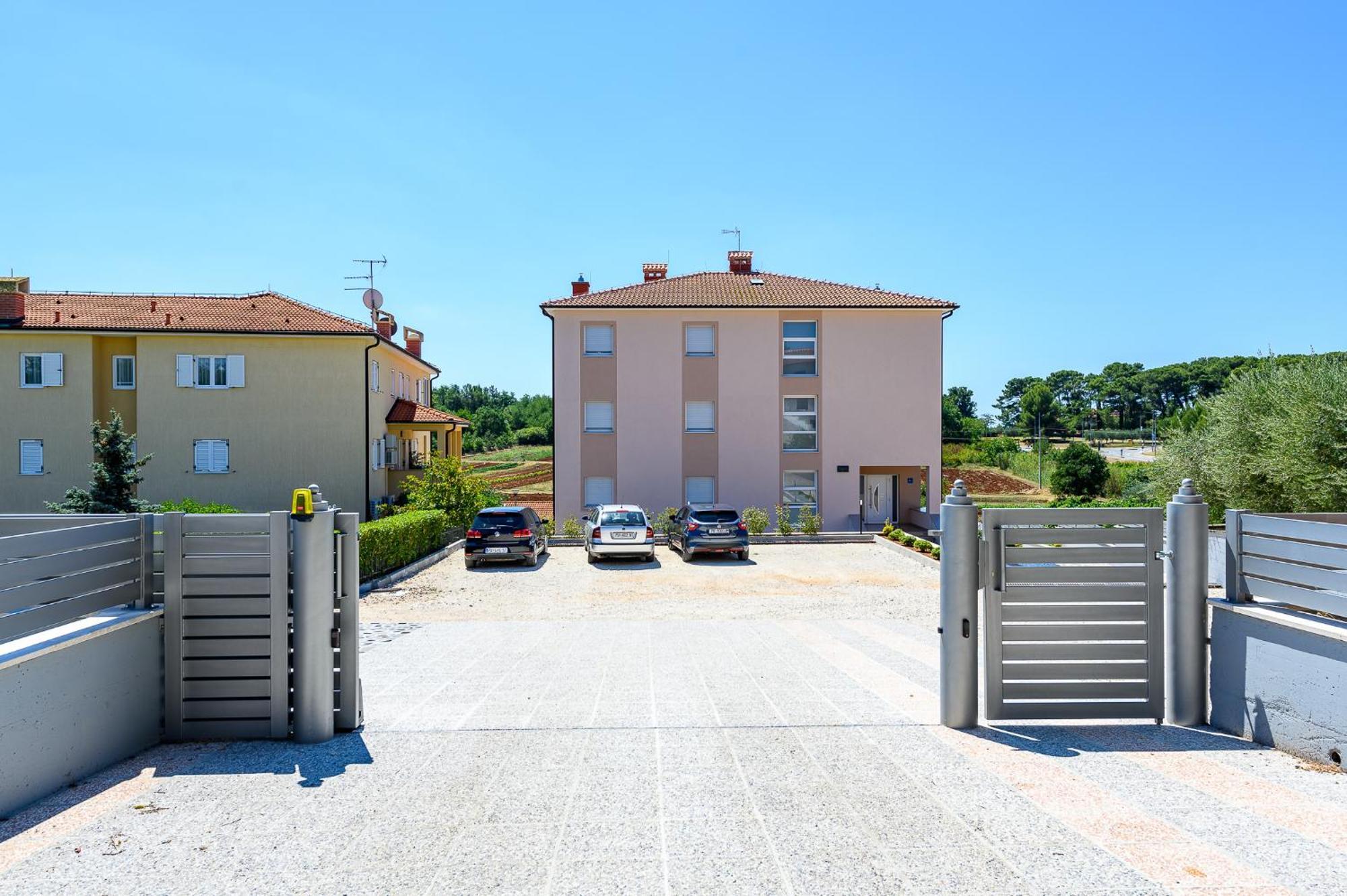 Stancija Amorozo 5 Ap 2 Poreč Exteriör bild